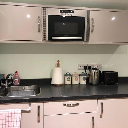Cosy 1 Bed Garden Annexe Lejlighed Colchester Eksteriør billede